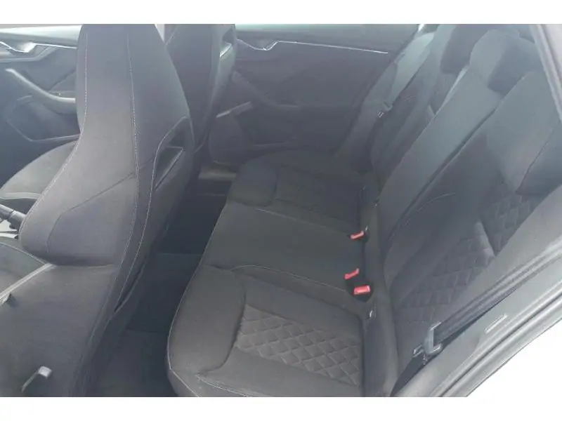 Occasion Skoda Kamiq SUV 1.0 essence AUTO WHITE 18