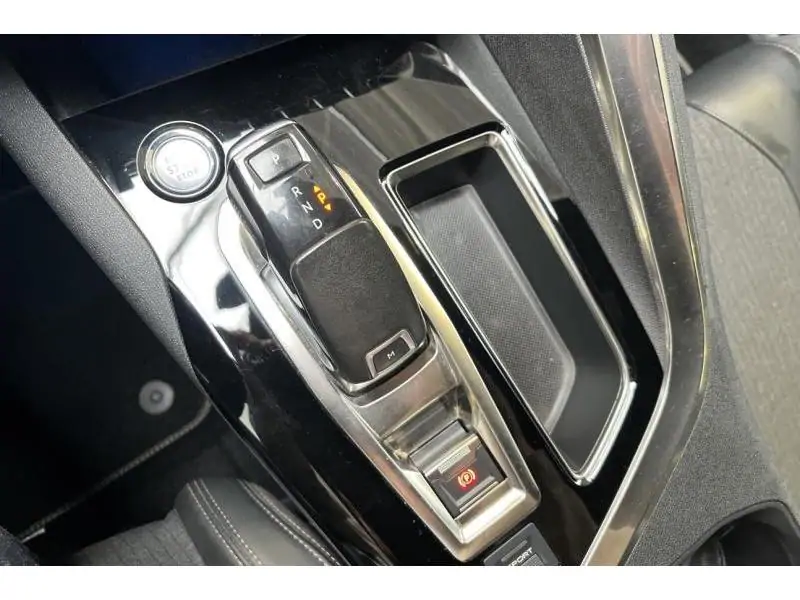 Occasion Peugeot 3008 gt line WHITE 16