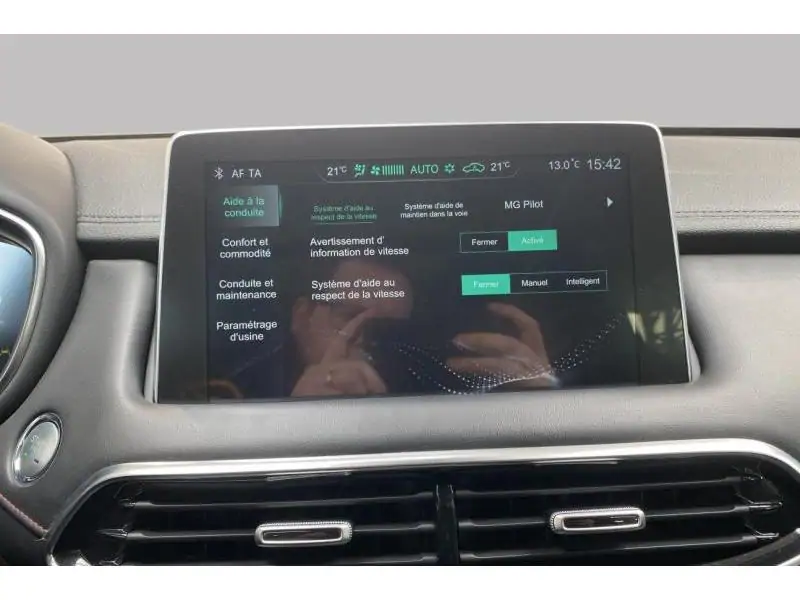 Occasion MG EHS Luxury PHEV RED 35