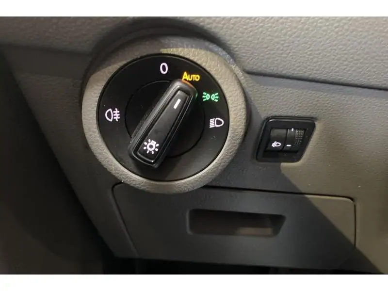 Occasion Volkswagen Transporter T6 Fourgon WHITE 25