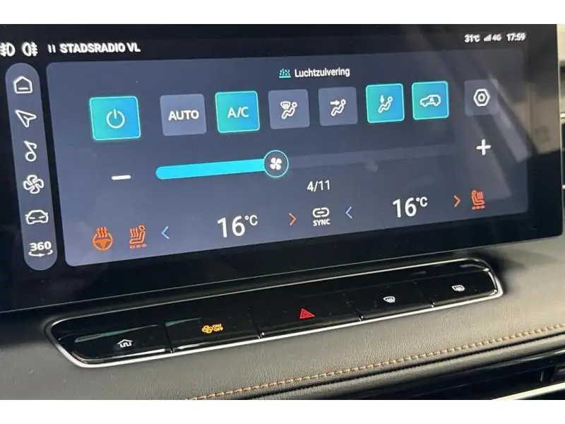 VEHICLE__CONDITION_SERVICE MG HS LUXURY HYBRID+ SILVER 31