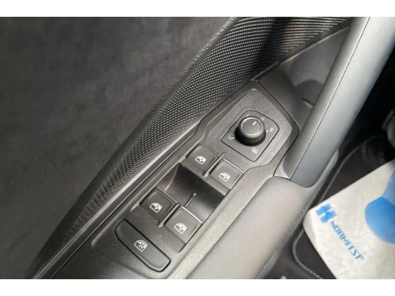 Occasion Volkswagen Tiguan R-Line* Caméra GPS BLACK 17