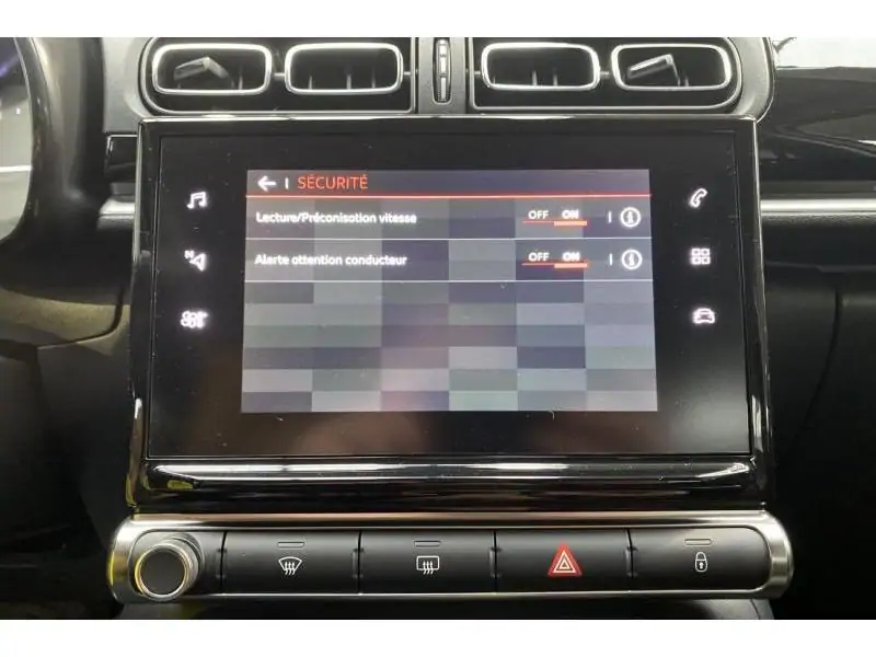 Occasion Citroen C3 Shine WHITE 31