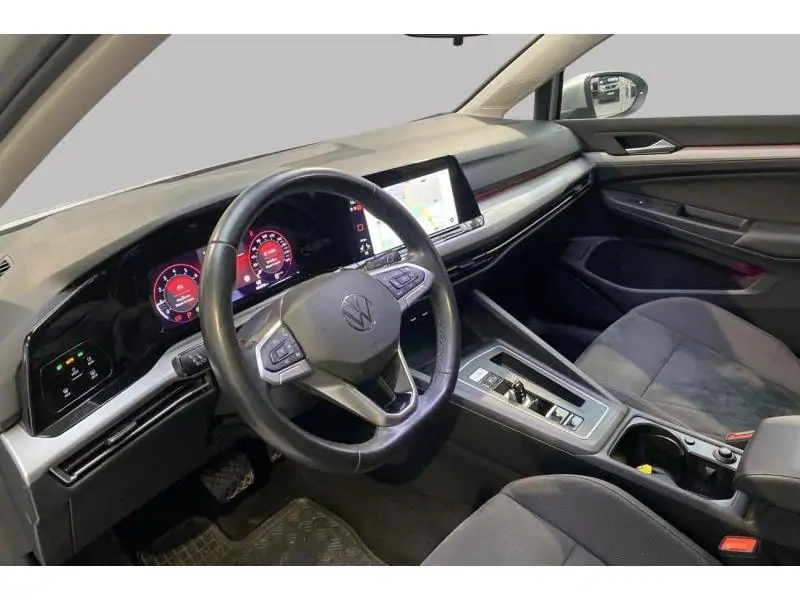 Occasion Volkswagen Golf VIII Life 1.0 TSI DSG GREY 9