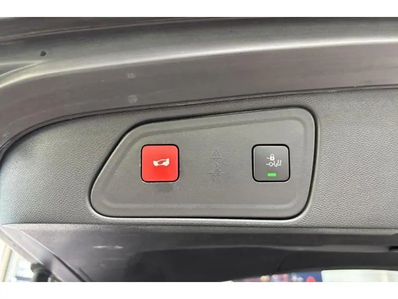 Occasie Peugeot 3008 II GT RED 21
