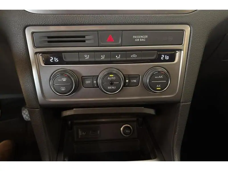 Occasion Volkswagen Golf Sportsvan bleumotion BLACK 15