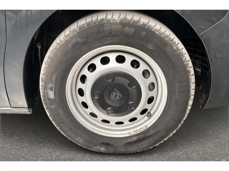 Occasion Peugeot Expert 2.0 GB BlueHDi L2 5d 106kW GREY 22