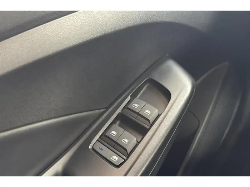 Démo MG MG3 LUXURY HYBRID+ YELLOW 17