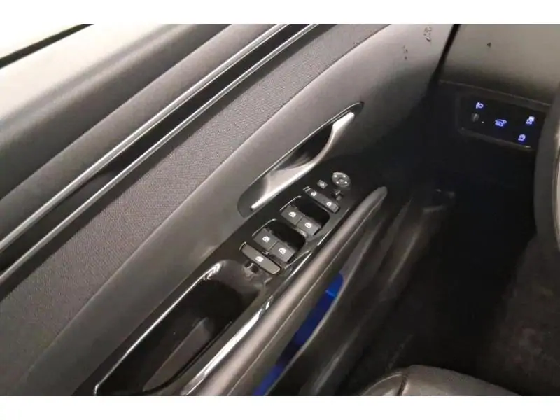 Occasion Hyundai Tucson 1.6 T-GDi Shine Sensation 48v 6iMT 5d 110kW BLUE 17