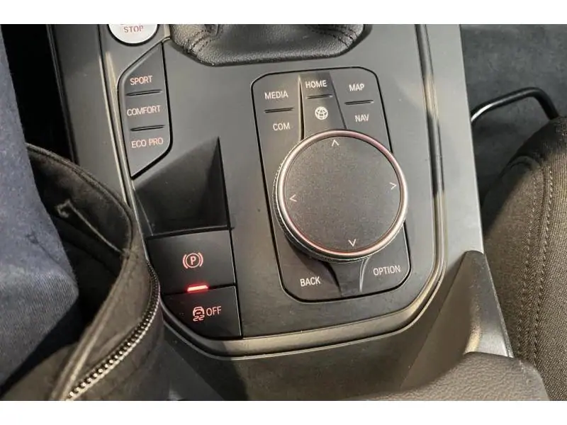 Occasion BMW Serie 1 116 d WHITE 26