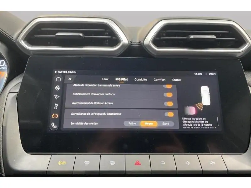 Occasion MG ZS STANDARD 1.5i Camera Carplay/Android GREY 35