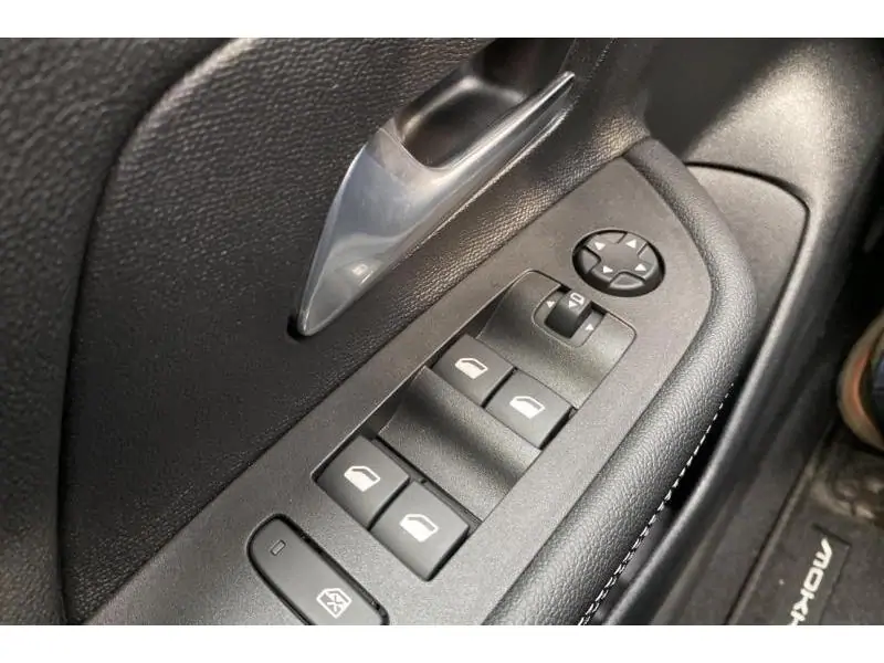 VEHICLE__CONDITION_SERVICE Opel Mokka ULTIMATE BLUE 17