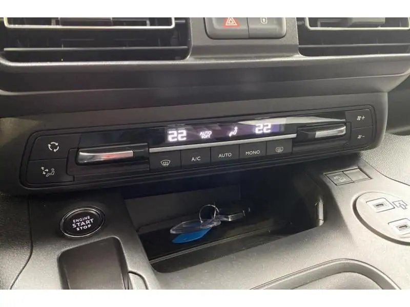 VEHICLE__CONDITION_SERVICE Fiat Doblo Serie 3 Small*5places!*Livr.04 BLUE 15