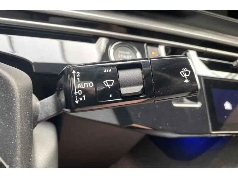 Occasion Peugeot 3008 Allure - HYBRID 145 PK WHITE 24
