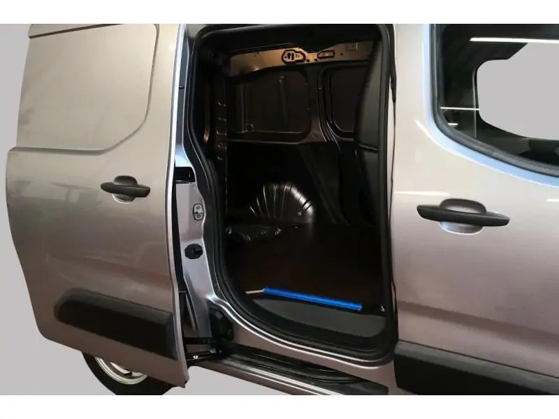 Occasion Peugeot Partner 110PK 3PL CARPLAY GREY 18