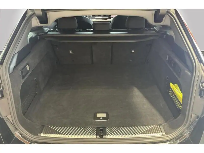 Occasie BMW i5 Touring eDrive40 BLACK 19