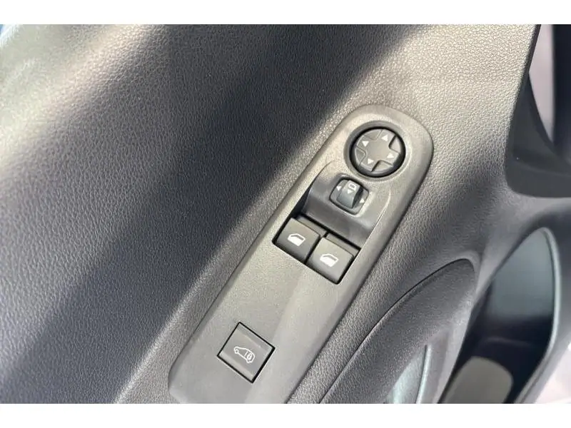 VEHICLE__CONDITION_SERVICE Opel Combo CARGO L1H1 WHITE 17