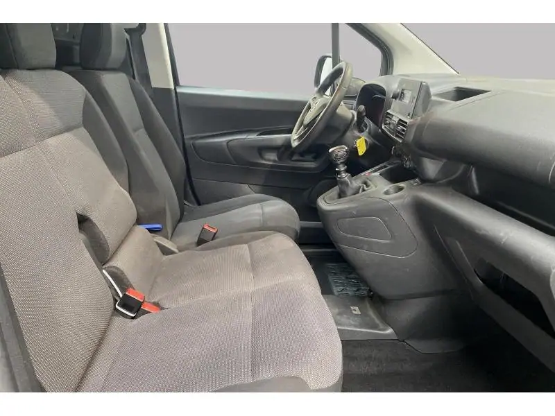 Occasion Opel Combo CARGO 1.5 D BLACK 8