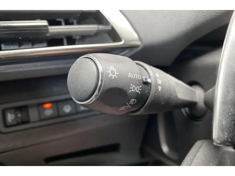 Occasion Peugeot 3008 Allure Pack Hybrid 136 BLUE 24
