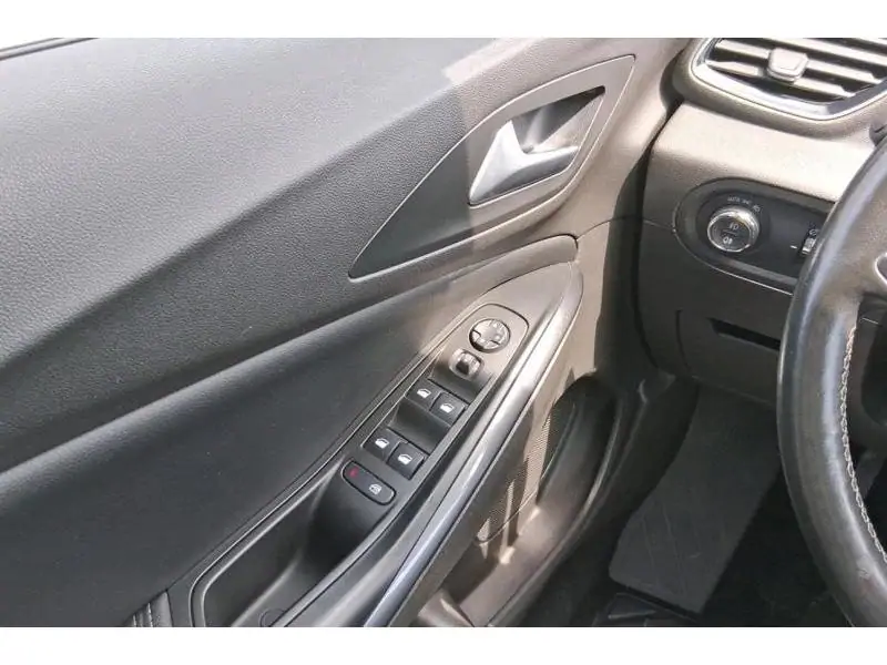 Occasion Opel Grandland X / Ultimate 1.2  130cv GREY 17