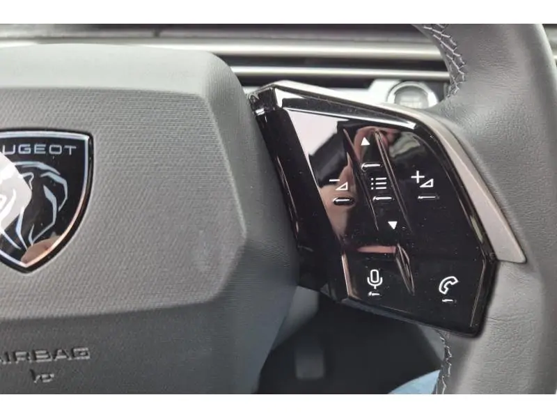 VEHICLE__CONDITION_SERVICE Peugeot 5008 ALLURE GREY 44