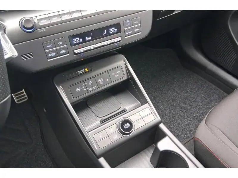 Occasion Hyundai Kona 1.6 GDi HEV Feel 6AT 5d 77kW RED 16