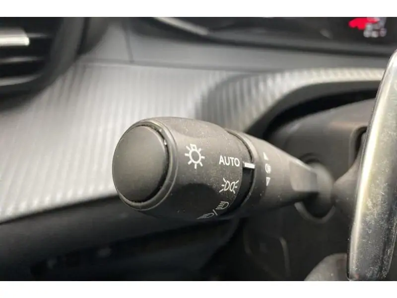 Occasion Peugeot 2008 Allure * GPS & Caméra de recul GREY 26