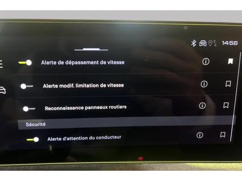 VEHICLE__CONDITION_SERVICE Peugeot 5008 ALLURE BLUE 26