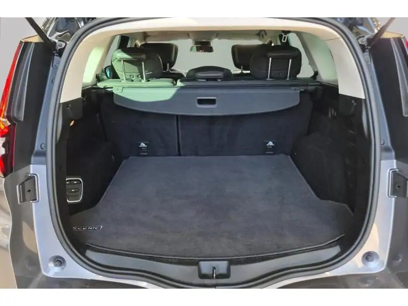 Occasion Renault Grand Scenic Berline MANUAL GREY 19