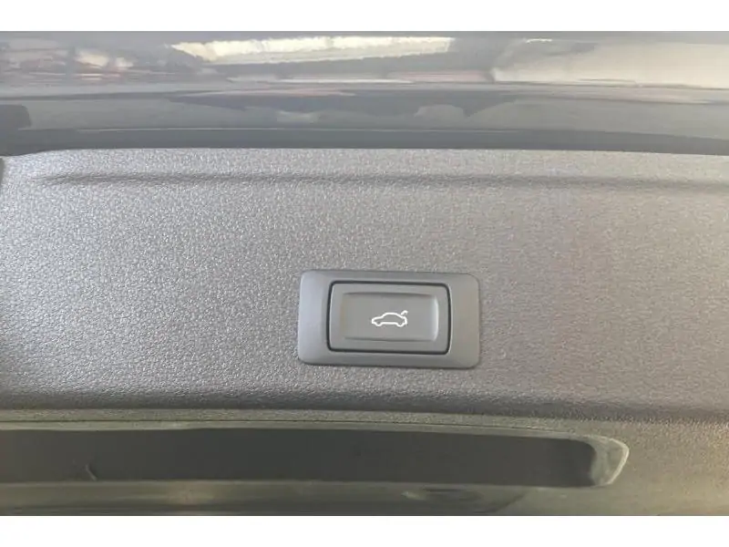 Occasion Audi A4 GPS*Attelage*Clim BLACK 25