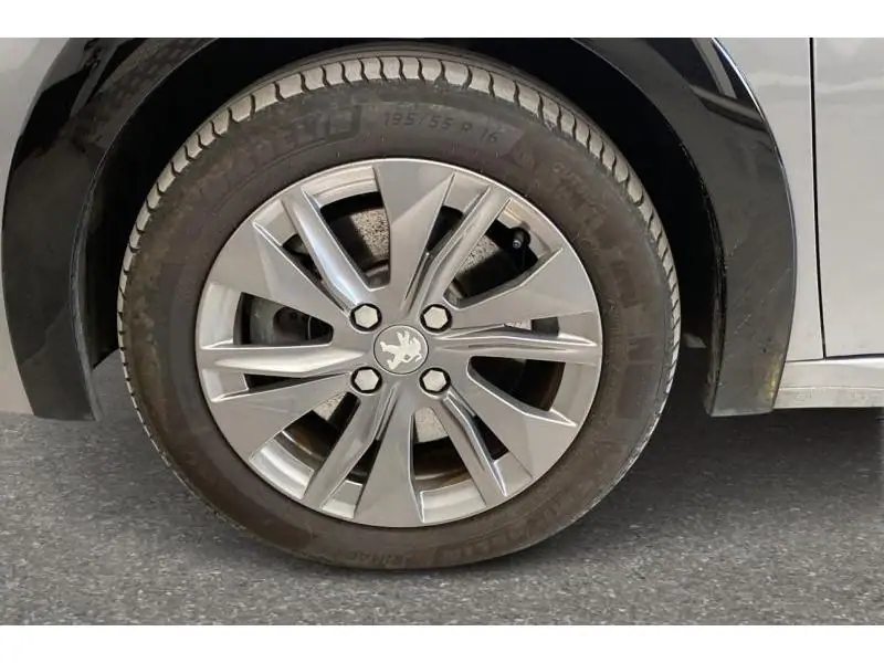 Occasion Peugeot 208 Active* GPS Détecteurs arr. GREY 21