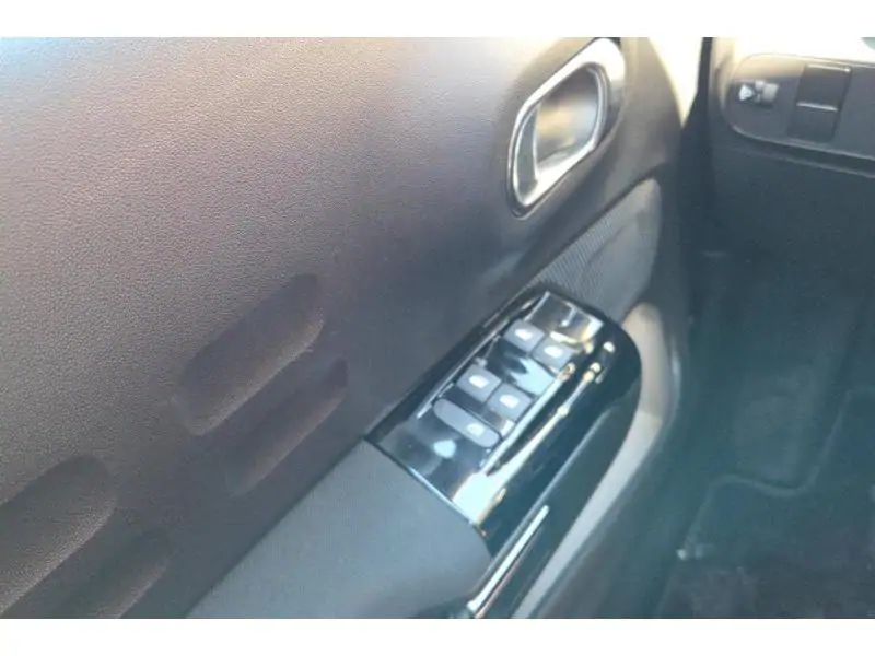 Occasion Citroen C3 shine RED 14