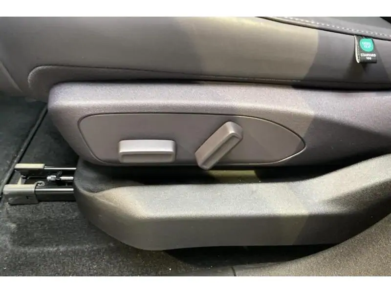 VEHICLE__CONDITION_SERVICE Leapmotor C10 DESIGN GREY 25