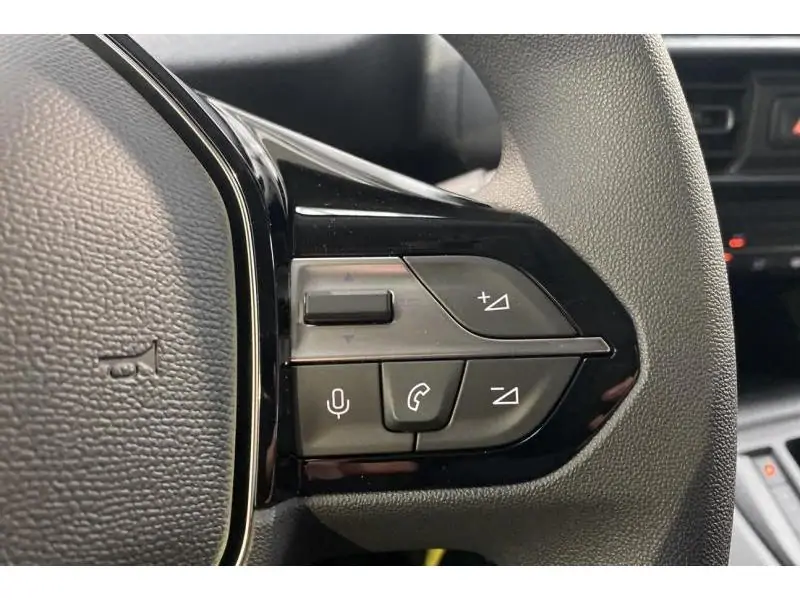 VEHICLE__CONDITION_SERVICE Peugeot Partner STANDARD LIGHT WHITE 22