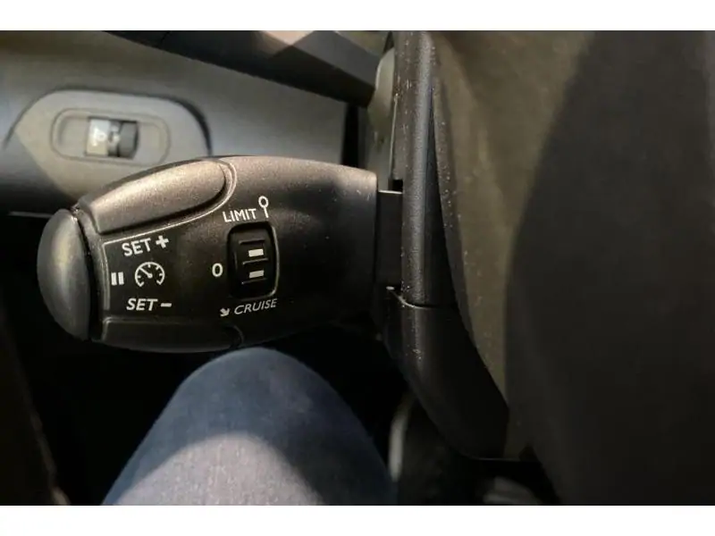 Occasie Peugeot Partner GPS*Détecteur ARR. Premium GREY 24