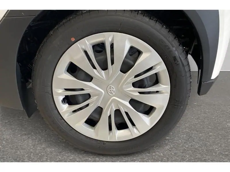 Occasion Toyota Aygo X BUSINESS EDITION WHITE 20