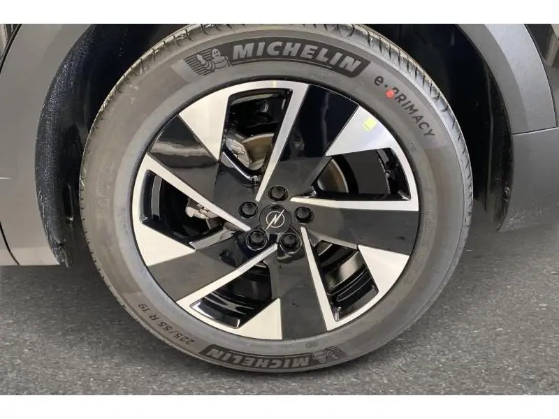 VEHICLE__CONDITION_SERVICE Opel Grandland GS BLACK 20