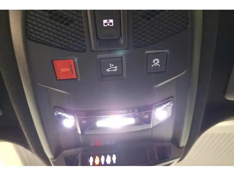 VEHICLE__CONDITION_SERVICE Alfa Romeo Junior Ibrida Speciale BLACK 22