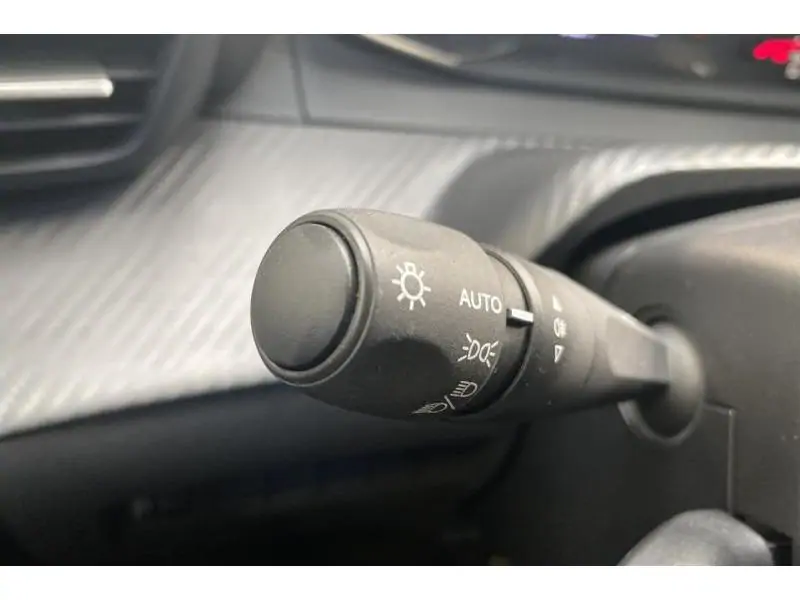 Occasion Peugeot 208 STYLE GREY 23