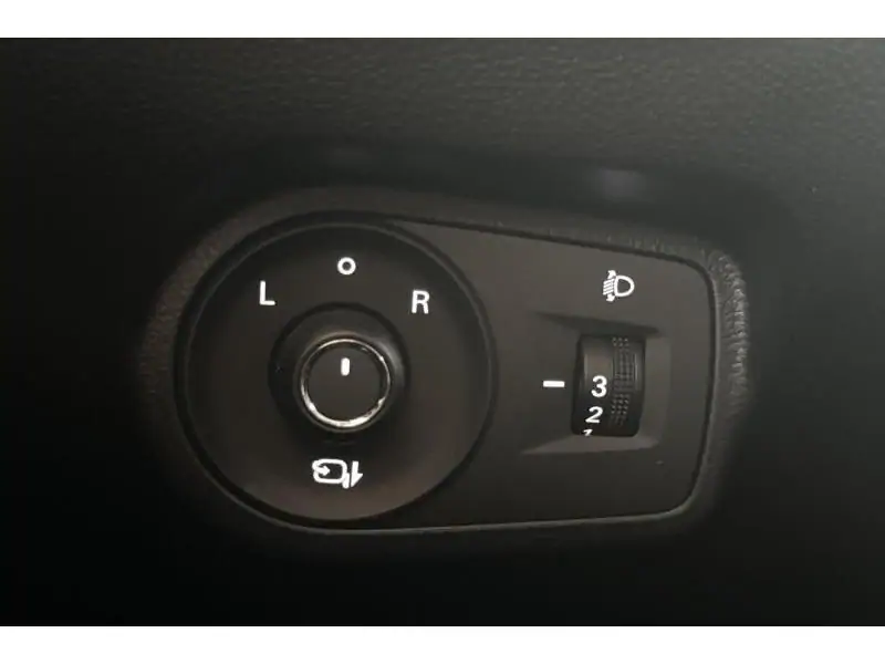 VEHICLE__CONDITION_SERVICE MG MG4 LUXURY TROPHY EXTENDED RANGE 77kW 520 KM RED 30