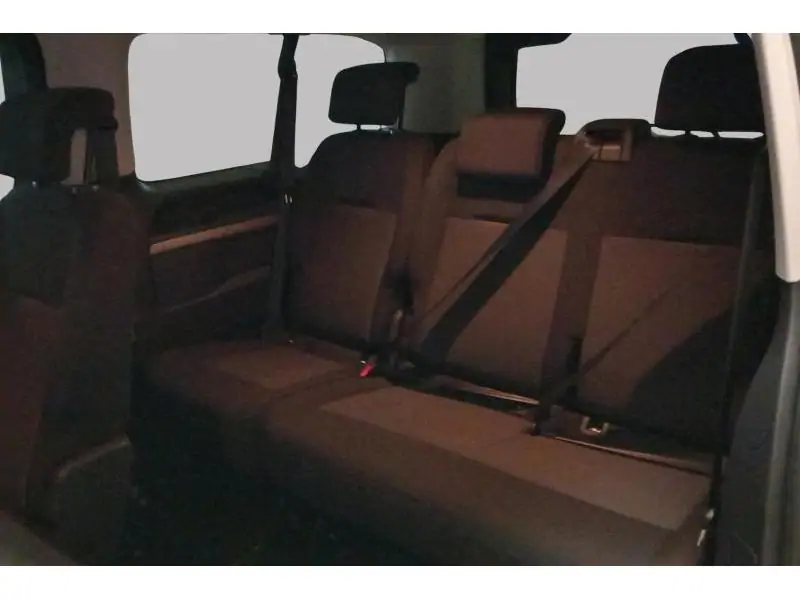 VEHICLE__CONDITION_SERVICE Peugeot Traveller 8 places GREEN 21