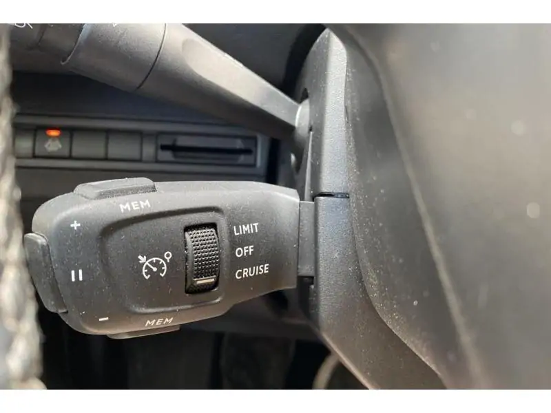 Occasion Peugeot 5008 II Allure Pack* GPS Caméra WHITE 28
