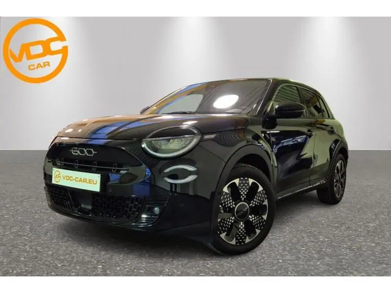 VEHICLE__CONDITION_SERVICE Fiat 600 SIGNATURE BLACK 1