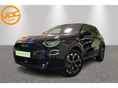 VEHICLE__CONDITION_SERVICE Fiat 600 SIGNATURE BLACK