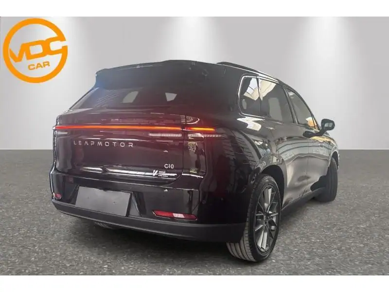 VEHICLE__CONDITION_SERVICE Leapmotor C10 DESIGN PROMAX 520KM 800V BLACK 3