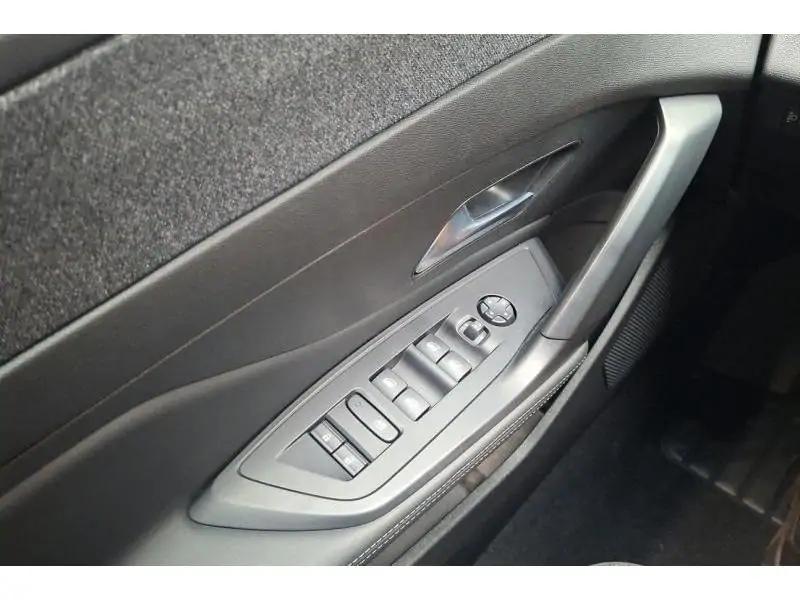 Occasion Peugeot 408 ALLURE BLUE 17