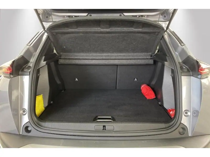 Occasion Peugeot 2008 Allure - HYBRID - 145 pk GREY 19