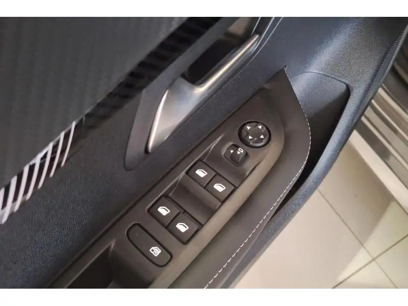 Démo Peugeot 208 ENVY GREY 17