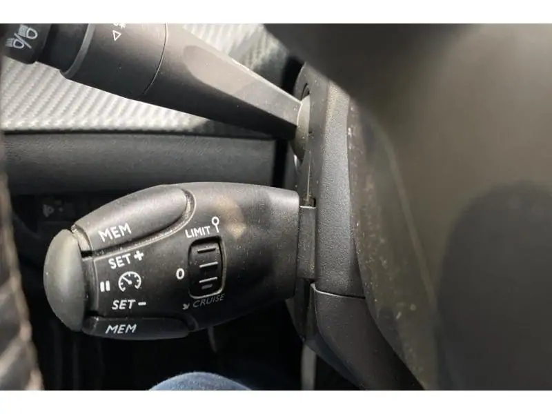 Occasion Peugeot 2008 Allure GREY 28