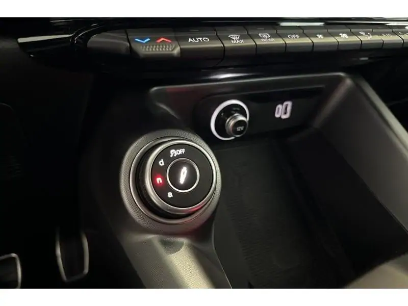 VEHICLE__CONDITION_SERVICE Alfa Romeo Tonale Veloce Hybrid 160 BLACK 27